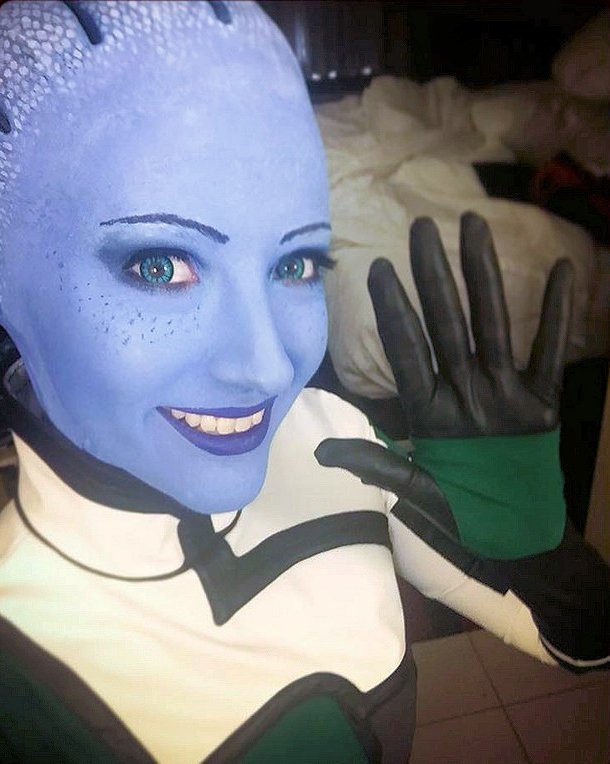 Liara Cosplay from DragonCon 2017