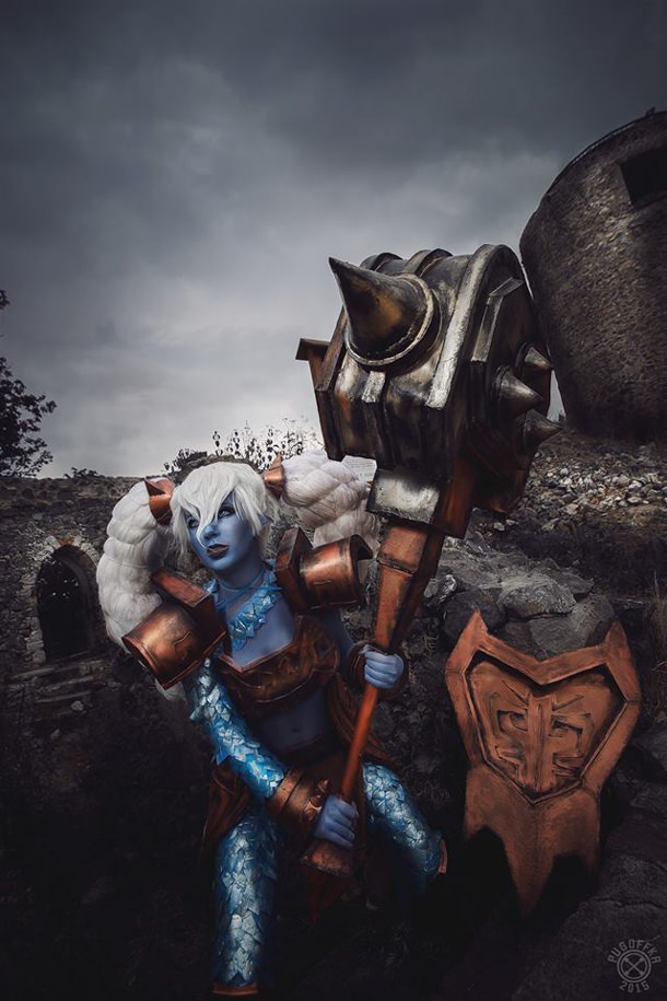 League of Legends Poppy with the Hammer of Orlon