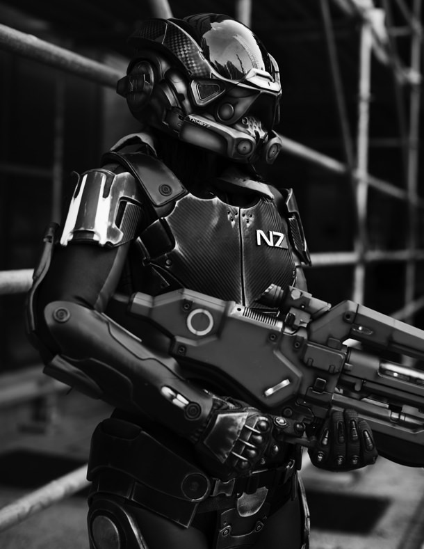 Black and white cosplay photo of Andromeda armor by Anna Fischer.
